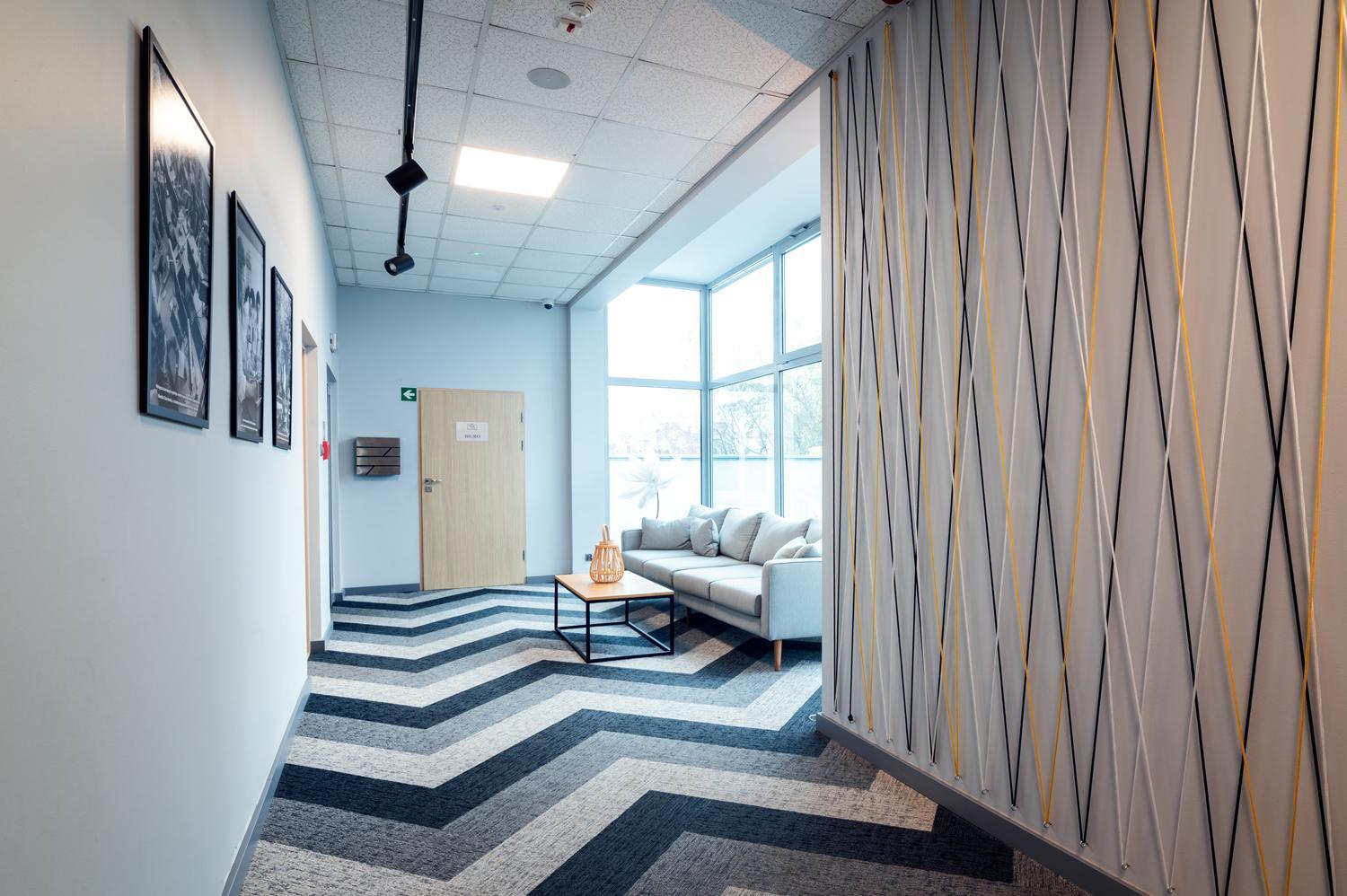 Hotel Absolwent Gostyń Екстериор снимка