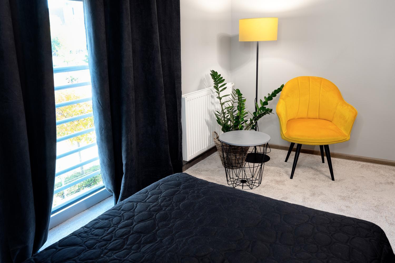 Hotel Absolwent Gostyń Екстериор снимка