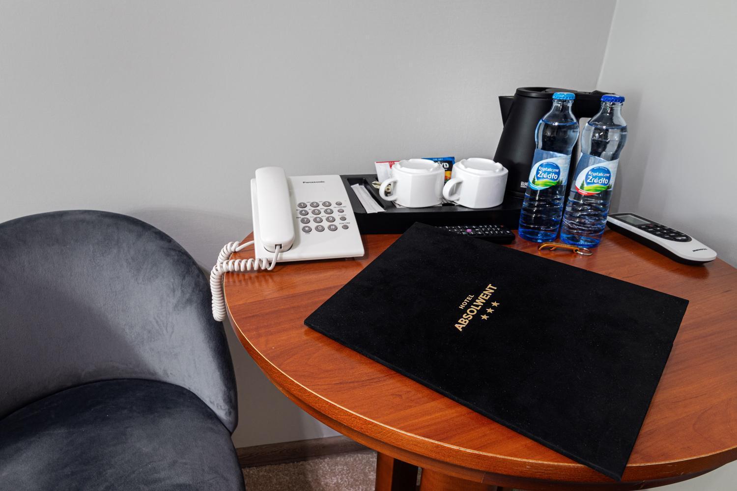 Hotel Absolwent Gostyń Екстериор снимка